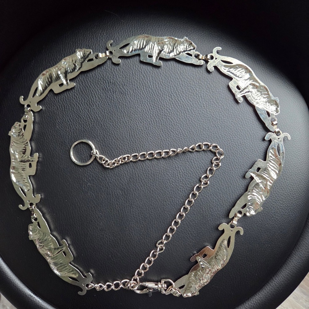 Vintage 90s Silver Tone Tiger Panther Chain Link Belt Y2K Statement Chunky 40" - Picture 3 of 15